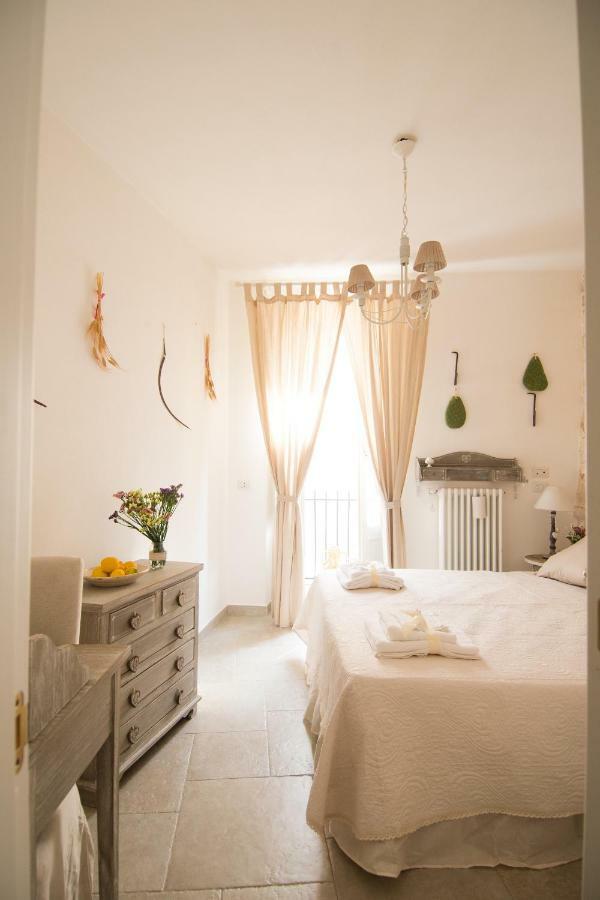 Manidibianco Apulian Relaxing Stay ตูรี ภายนอก รูปภาพ